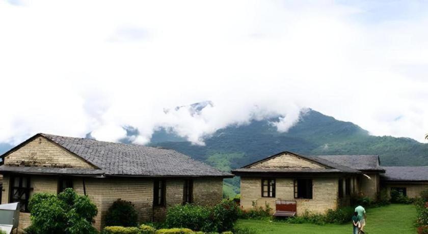 Hananoie - A Permaculture Resort Pokhara Bagian luar foto