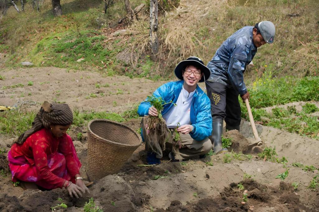 Hananoie - A Permaculture Resort Pokhara Bagian luar foto