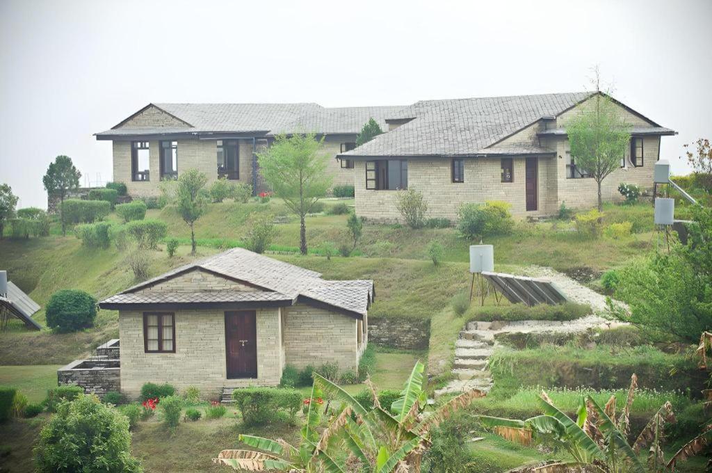 Hananoie - A Permaculture Resort Pokhara Bagian luar foto